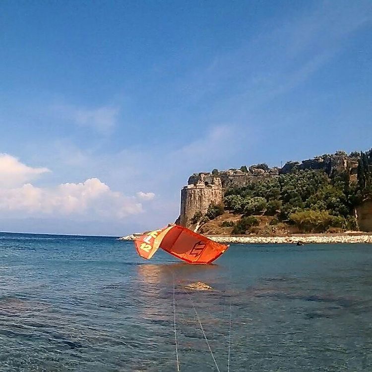 kitesurf lessons zagka koroni messinias