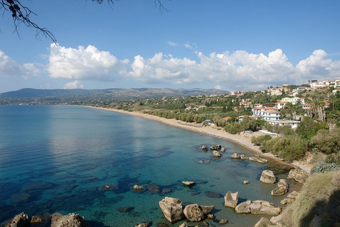 Kitesurf Lessons in Koroni Messinias