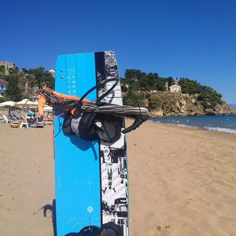 kitesurf lessons zagka koroni messinias